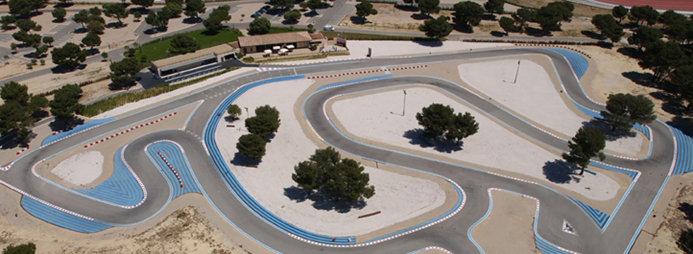 Circuit Paul Ricard 1970 / Circuit Paul Ricard - Stages de pilotage - Pendant ces deux jours d'essais au #circuitpaulricard, trois grands pilotes étaient à bord de ces anciennes formules 1 de la fin des années 1960 et des années 1970 :